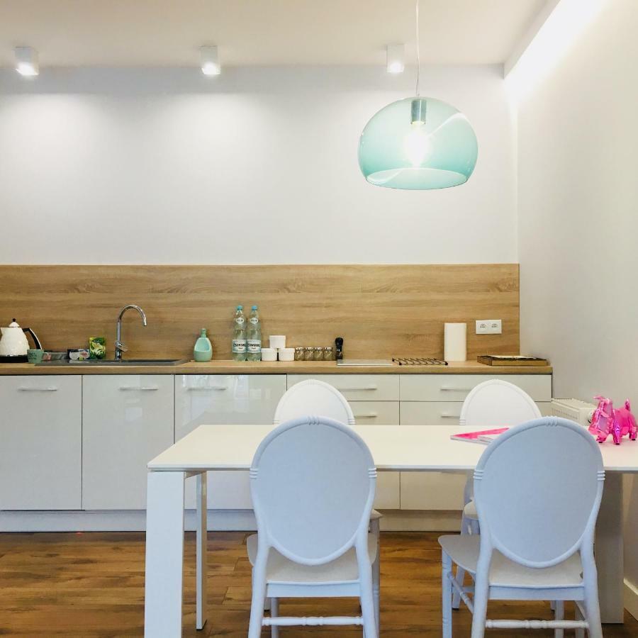 Piper Zajezdnia White Appartement Poznań Buitenkant foto